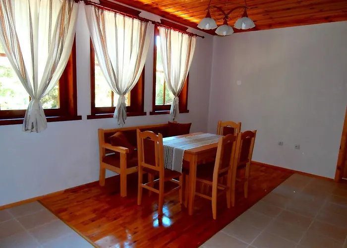 Hotell Mitnitsa And Tkzs Biliantsi